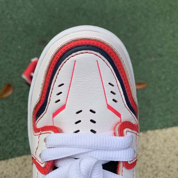 Nike SB Dunk High x RX-0 Unicorn Gundam Sneakers - Picture 9 of 11